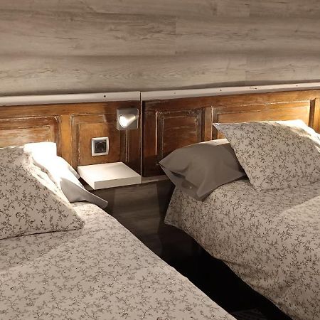 Apartmán Piso Centrico Amplio, Luminoso, En Casa De Piedra Guitiriz Exteriér fotografie