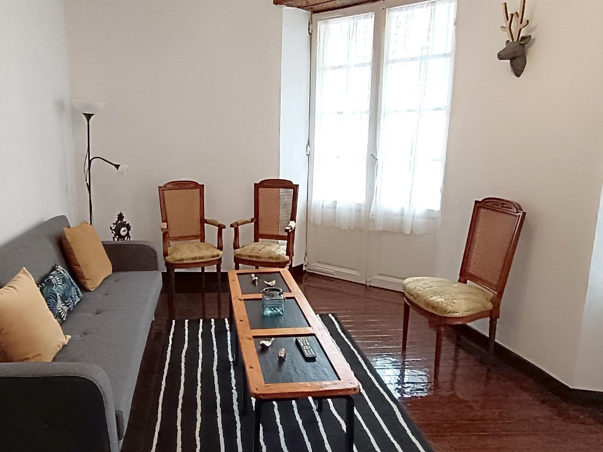 Apartmán Piso Centrico Amplio, Luminoso, En Casa De Piedra Guitiriz Exteriér fotografie